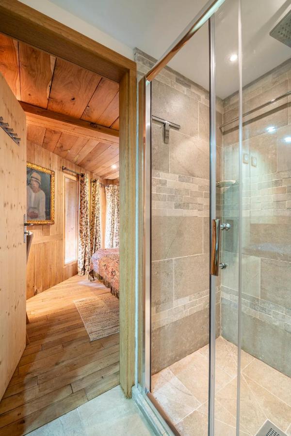 Chalet Ananda Avec Sauna, Baignoire Balneo Et Terrasse Chamonix Esterno foto